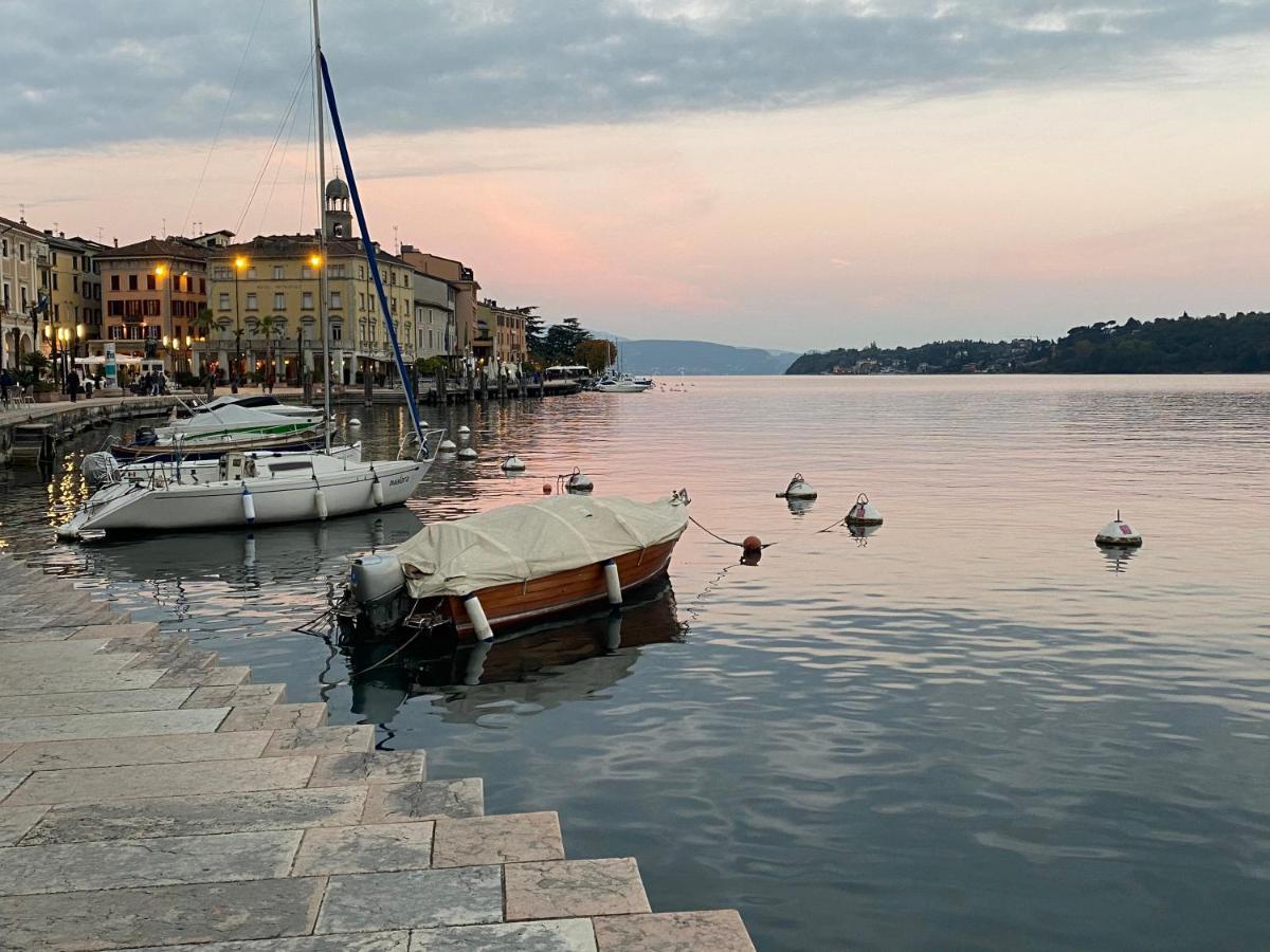 Violetta Maison, Elegante E Romantica A Salo' Apartment Bagian luar foto