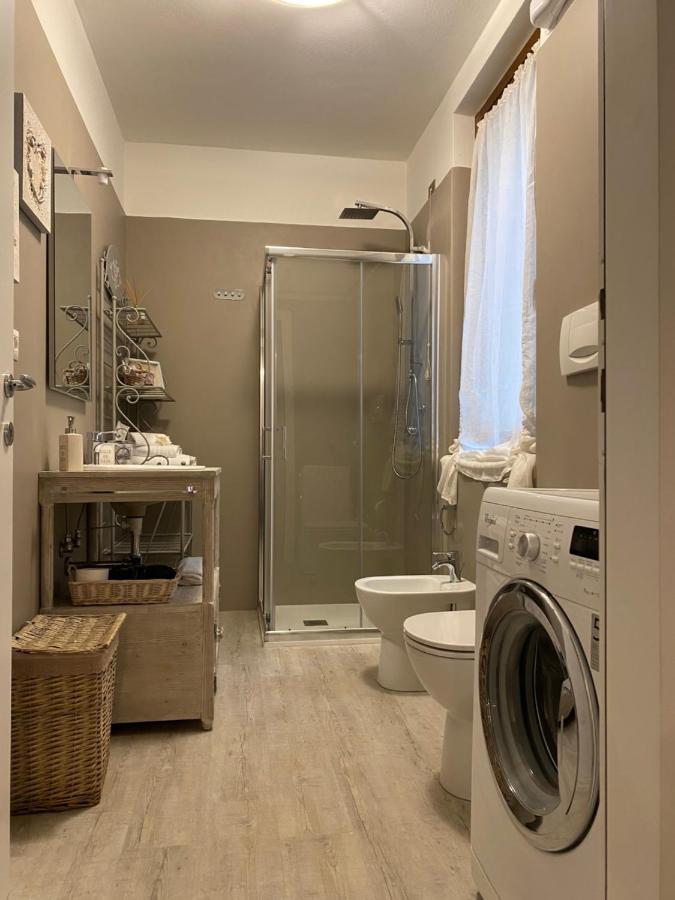 Violetta Maison, Elegante E Romantica A Salo' Apartment Bagian luar foto
