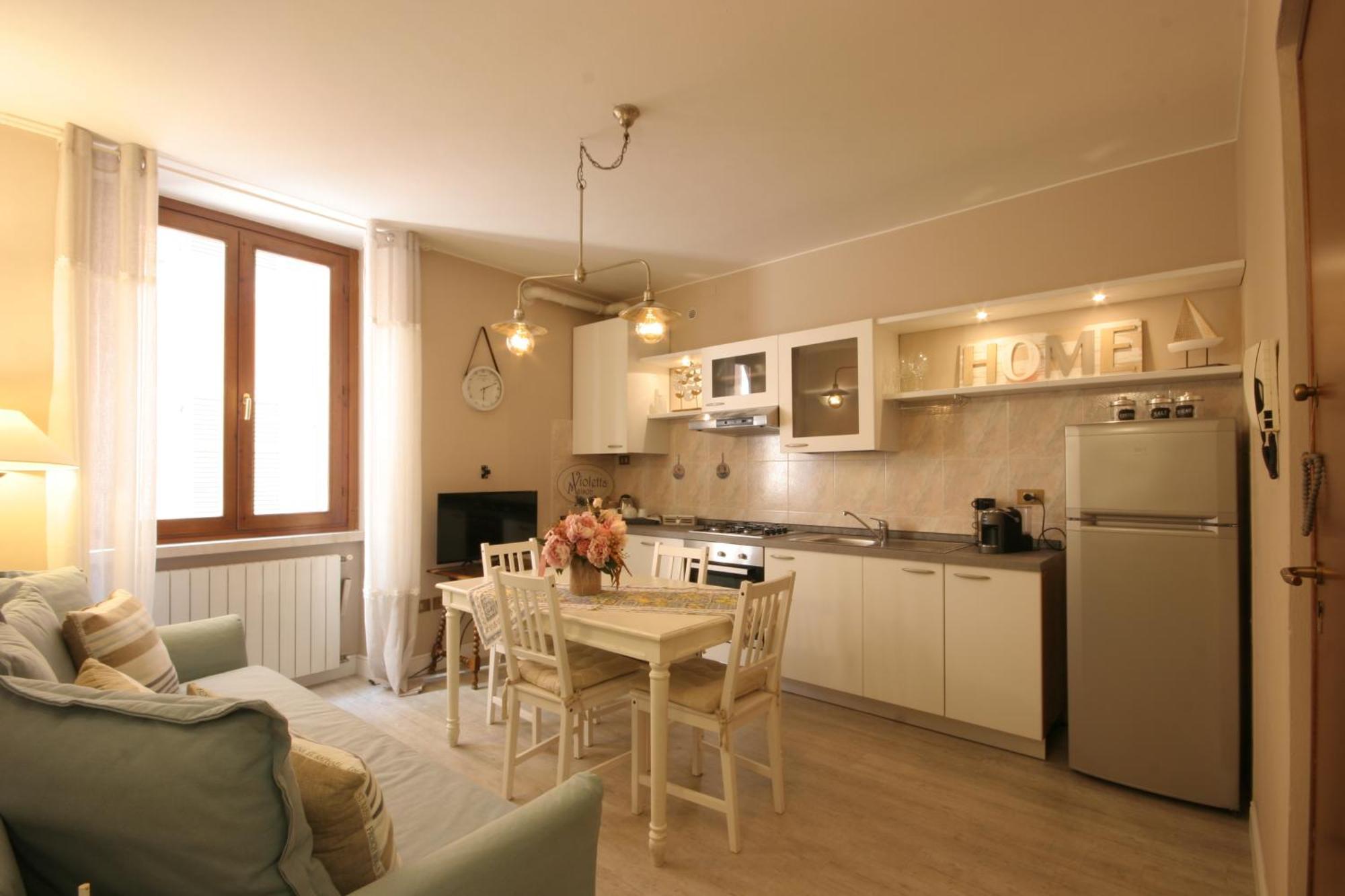 Violetta Maison, Elegante E Romantica A Salo' Apartment Bagian luar foto